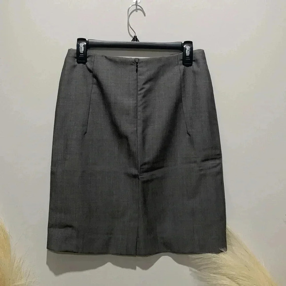 Marc Jacob’s, like new condition skirt! - Picture 3 of 4